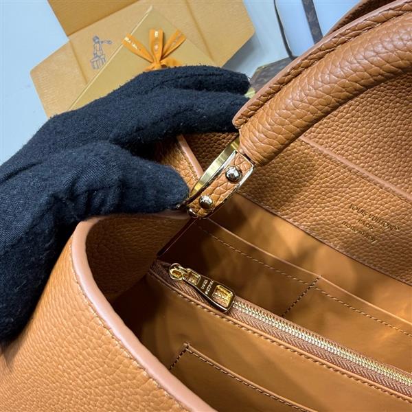 2026120164311968 250